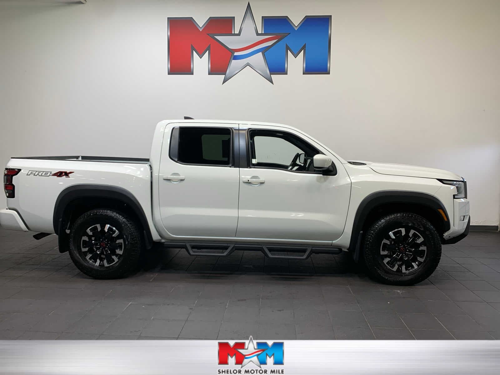 2024 Nissan Frontier