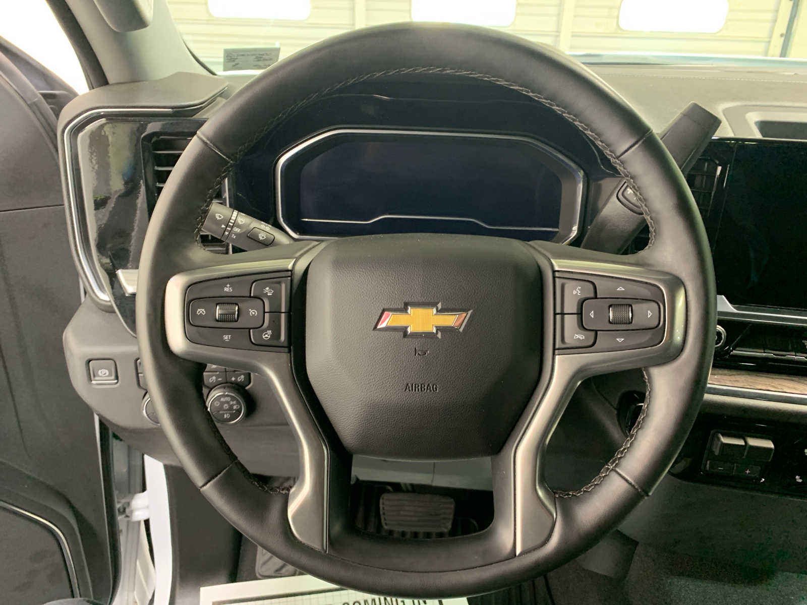 2024 Chevrolet Silverado 2500HD LTZ - Photo 8