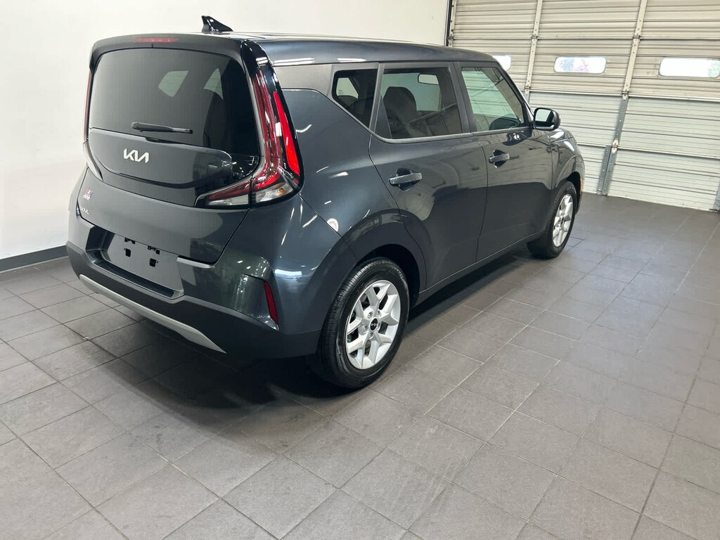 Used 2025 Kia Soul LX Hatchback