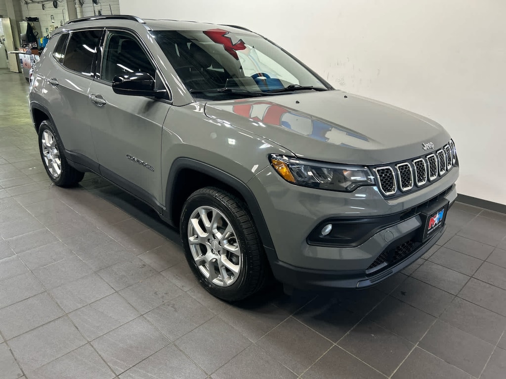 Used 2023 Jeep Compass Latitude Lux SUV