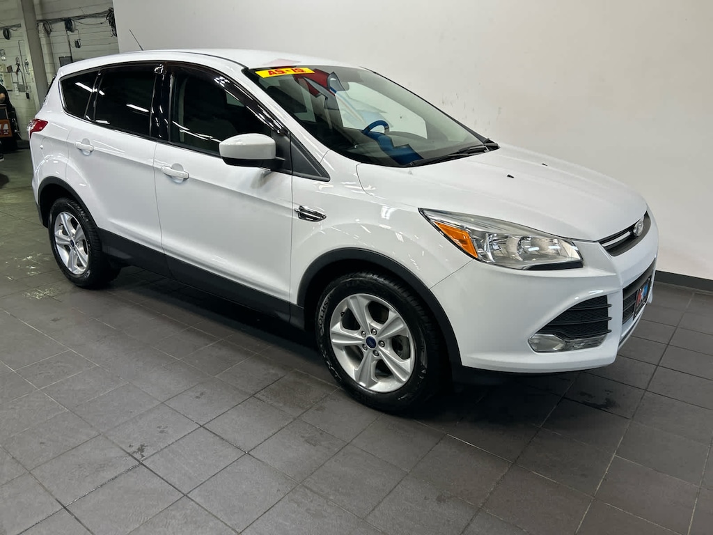 Used 2015 Ford Escape SE SUV