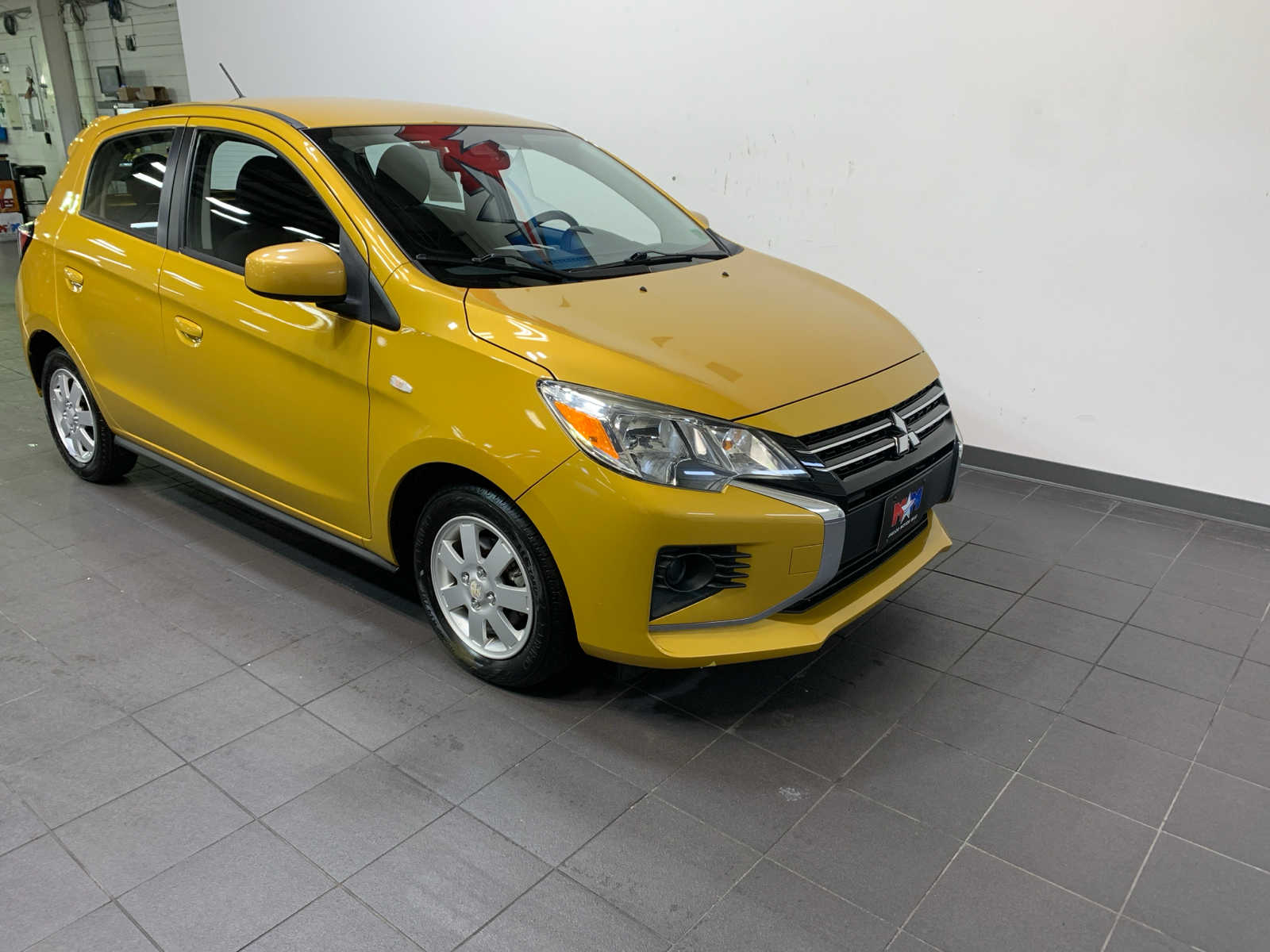 2021 Mitsubishi Mirage ES photo 2