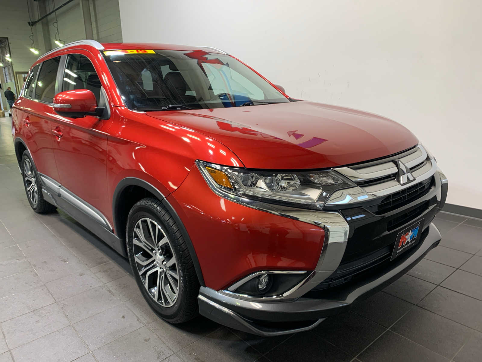 2018 Mitsubishi Outlander SEL photo 2