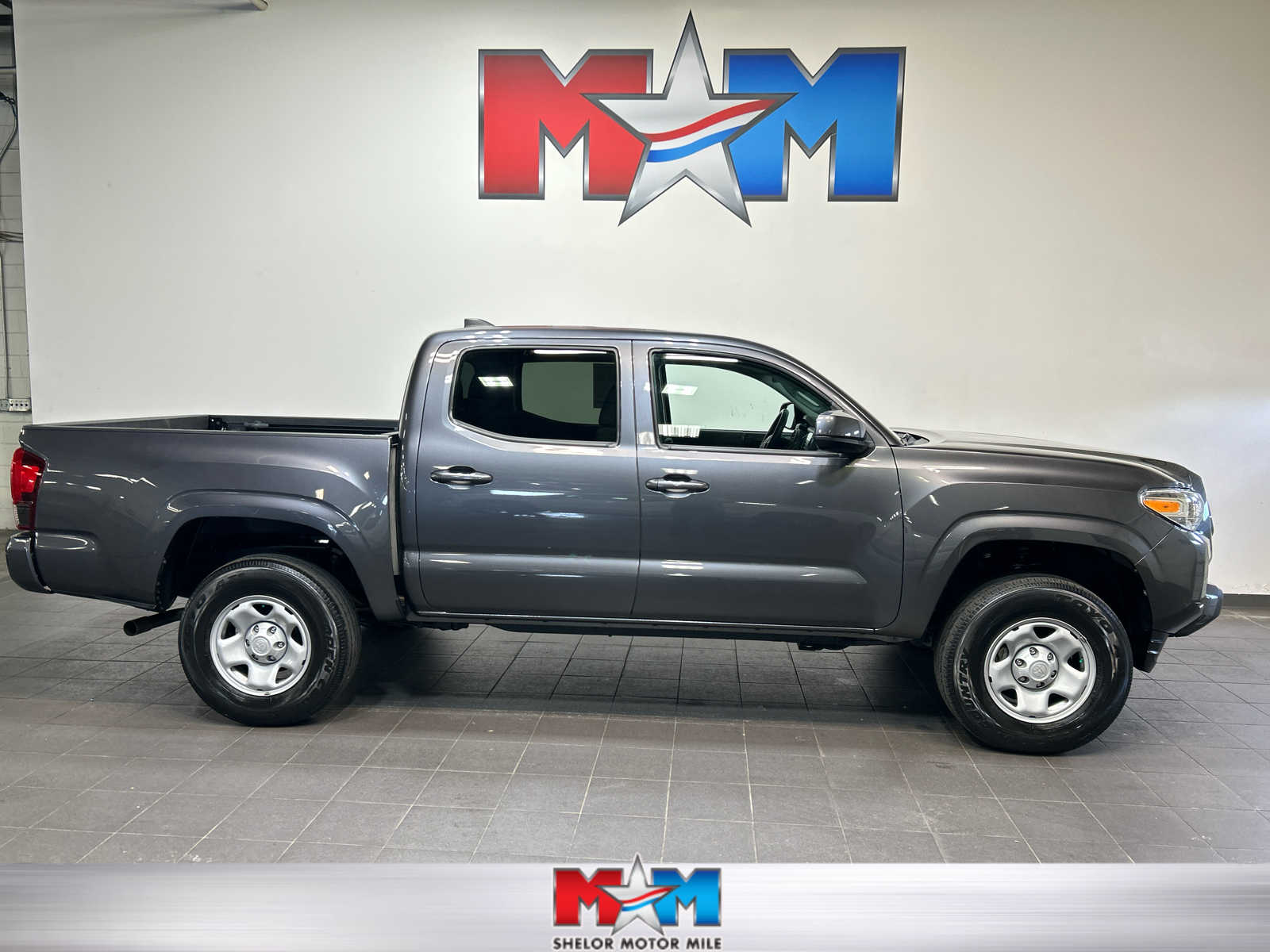 2021 Toyota Tacoma SR Double Cab 4WD V6 Auto Short Bed's photo