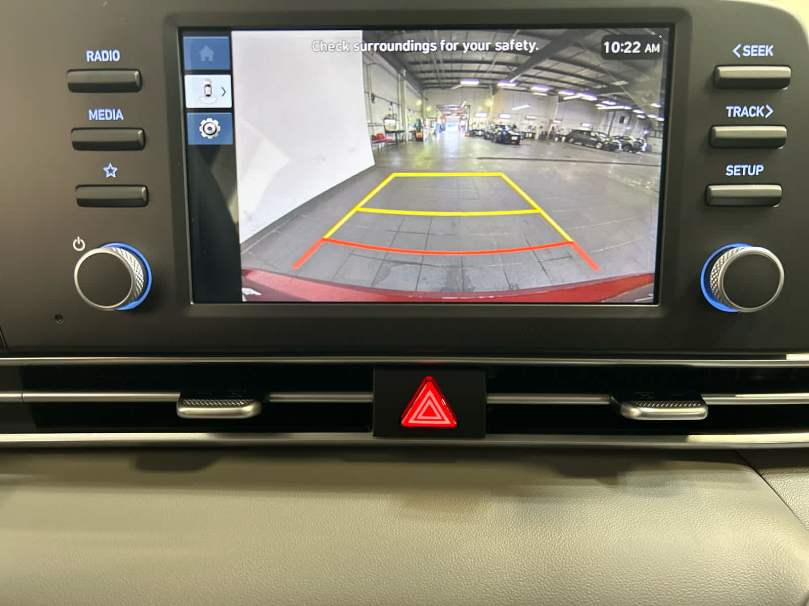 2026 Hyundai Elantra SE - Photo 6