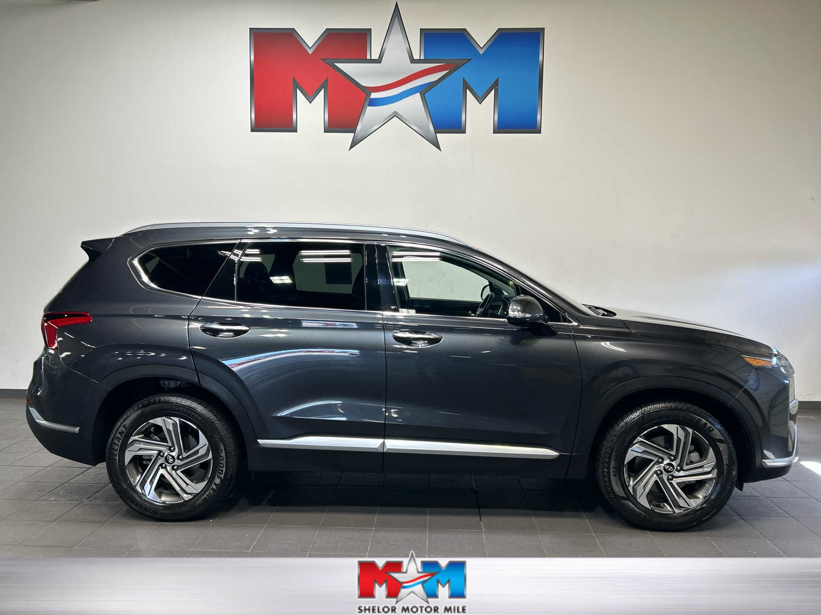 2022 Hyundai Santa Fe SEL 2.5's photo