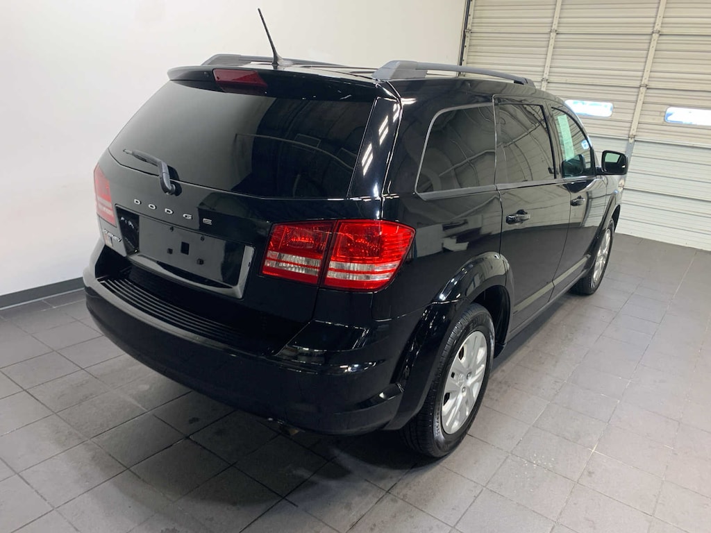Used 2018 Dodge Journey SE SUV