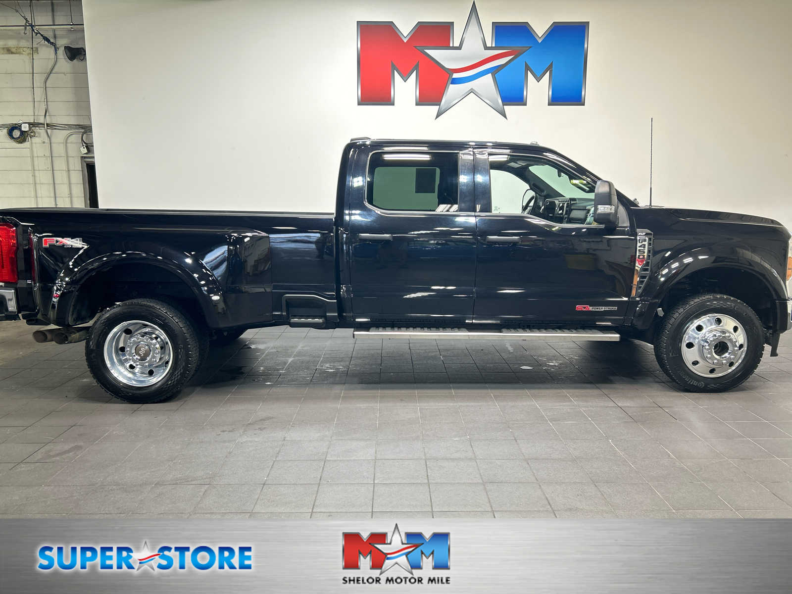 2024 Ford F-450 Super Duty XLT