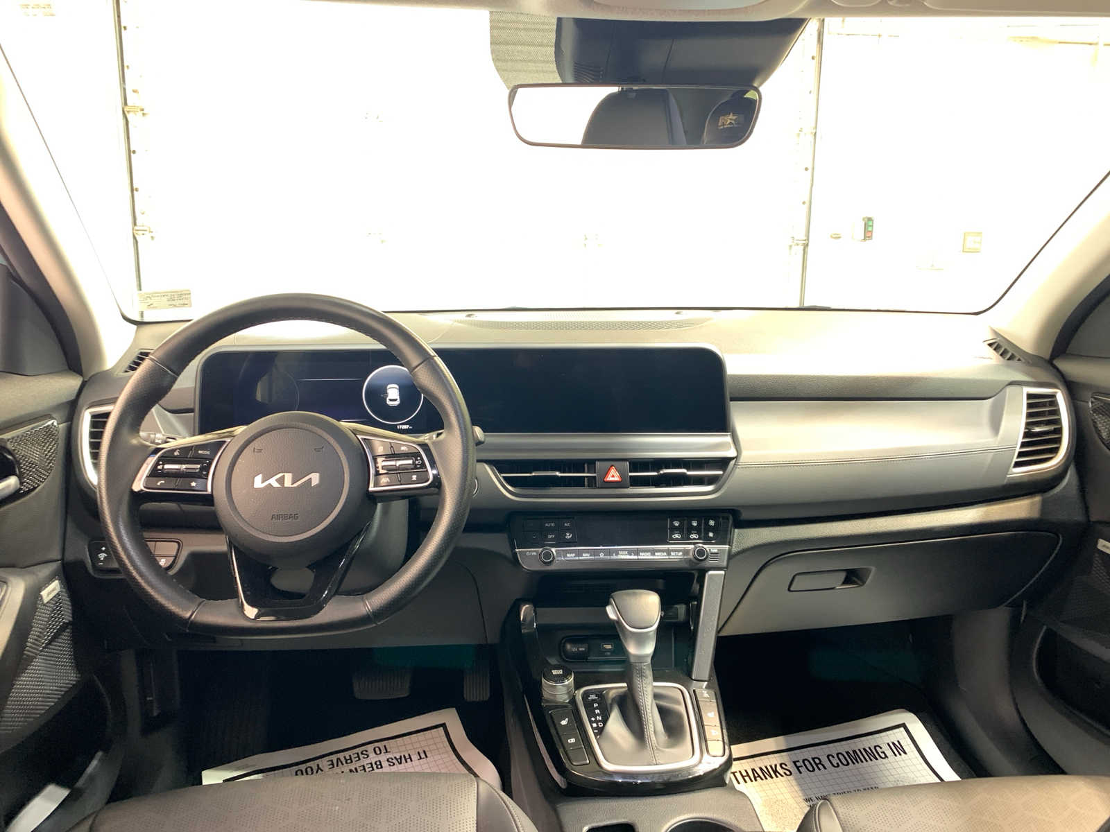 2024 Kia Seltos SX photo 4