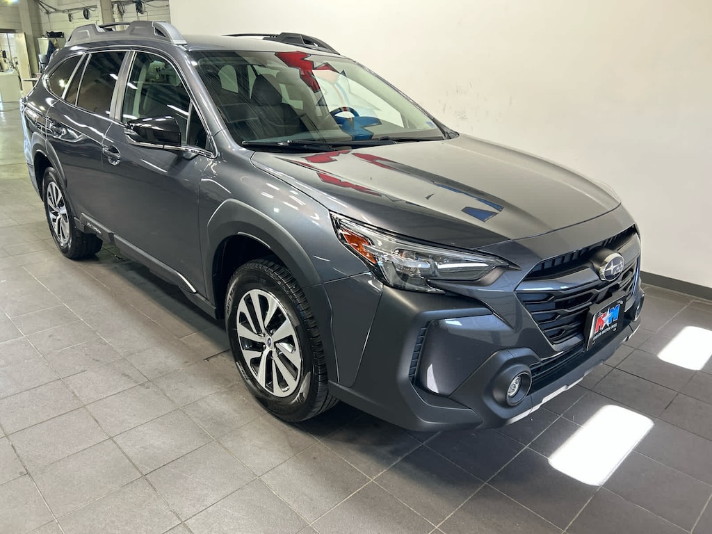 Used 2023 Subaru Outback Premium SUV