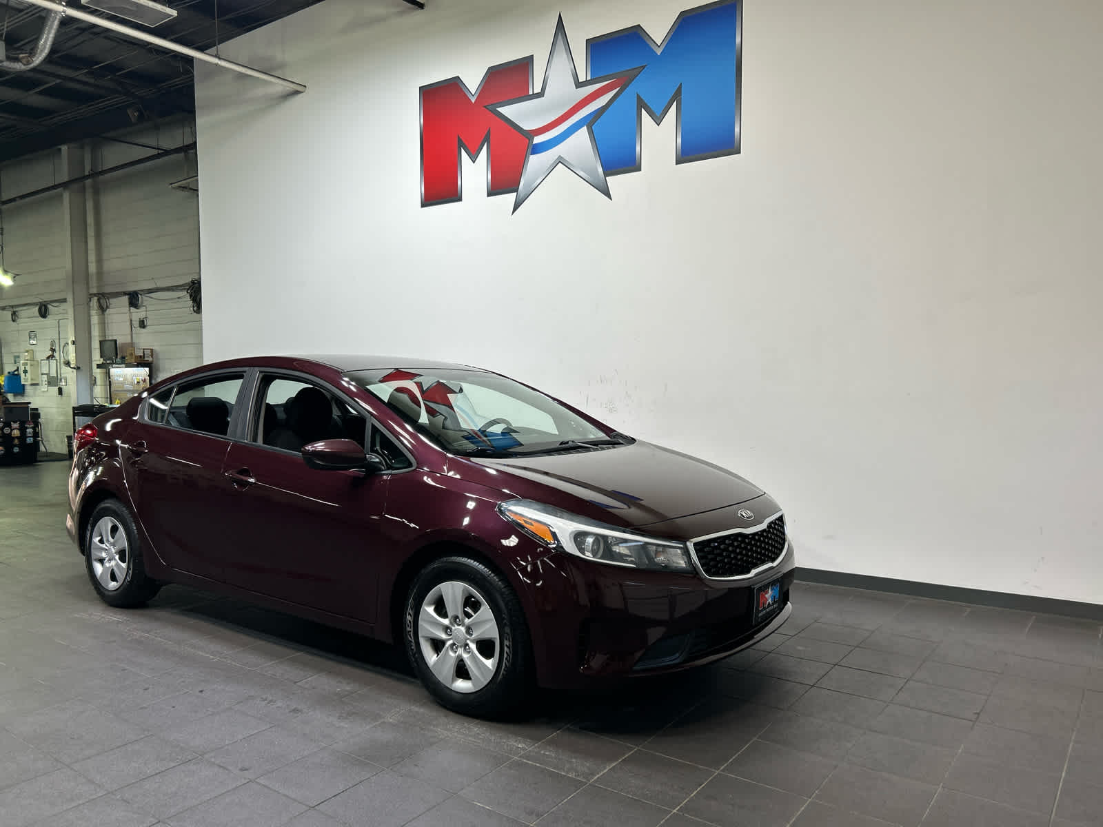 Used 2018 Kia FORTE LX with VIN 3KPFK4A70JE190026 for sale in Christiansburg, VA