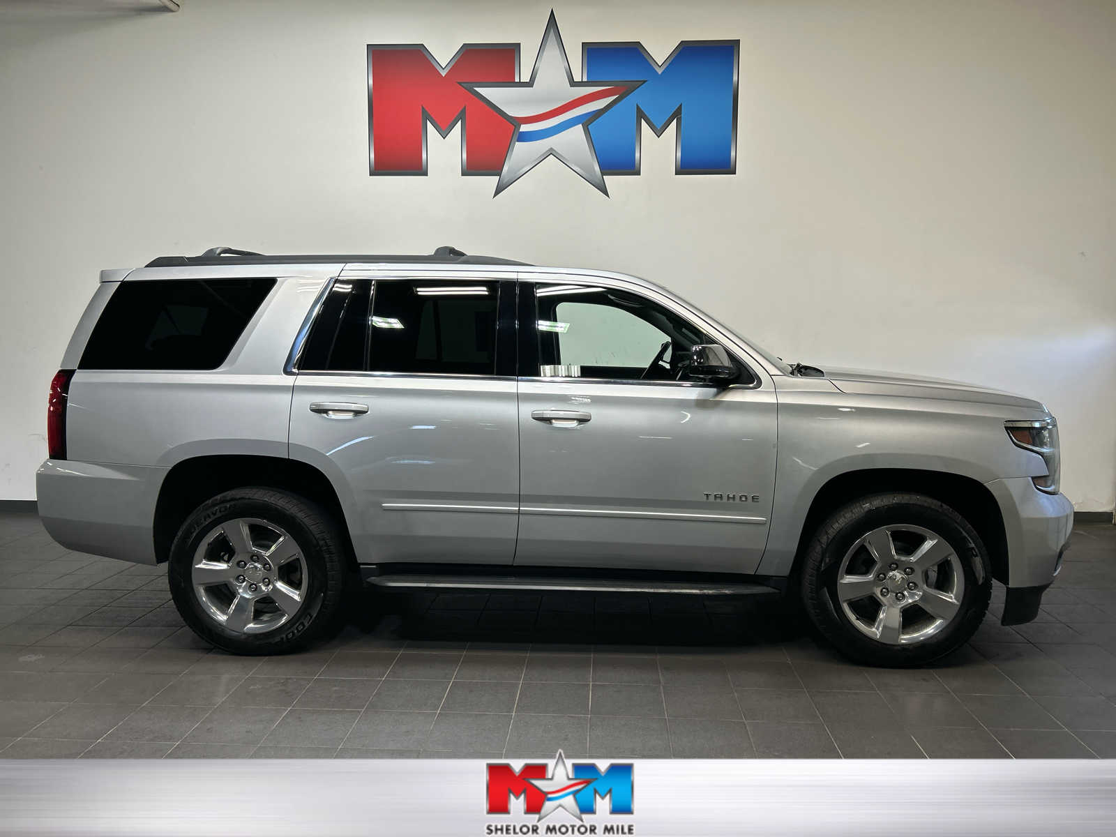 2018 Chevrolet Tahoe 4WD LS's photo