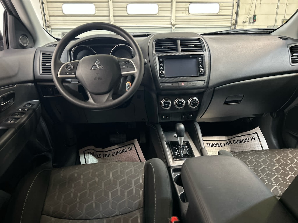 Used 2025 Mitsubishi Outlander Sport 2.0 ES SUV