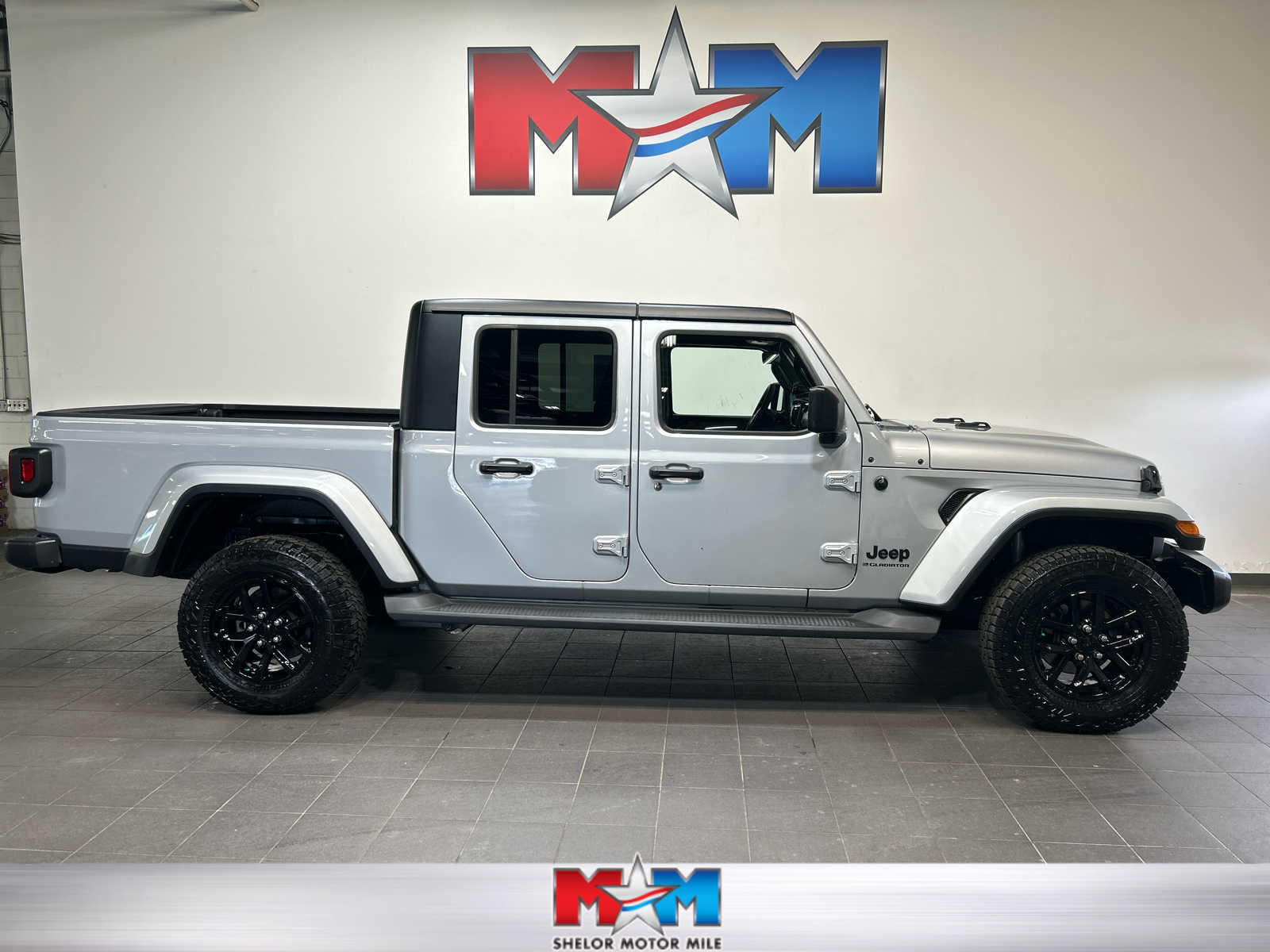 2023 Jeep Gladiator Sport S's photo