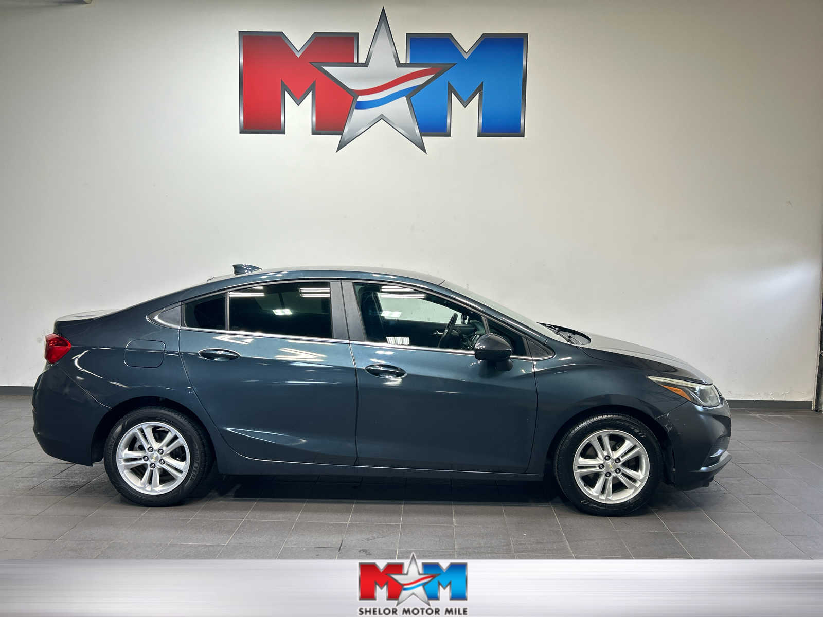2017 Chevrolet Cruze LT Auto's photo