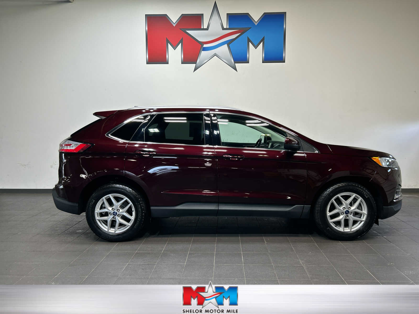 2022 Ford Edge SEL AWD's photo