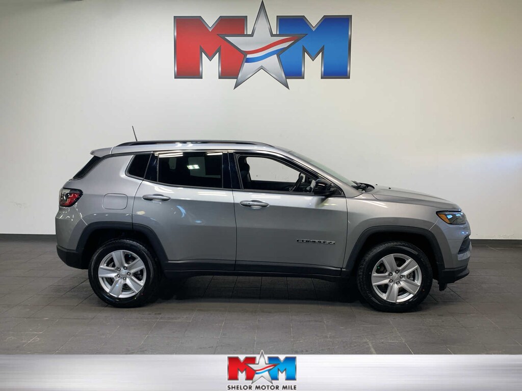 Used 2022 Jeep Compass Latitude SUV
