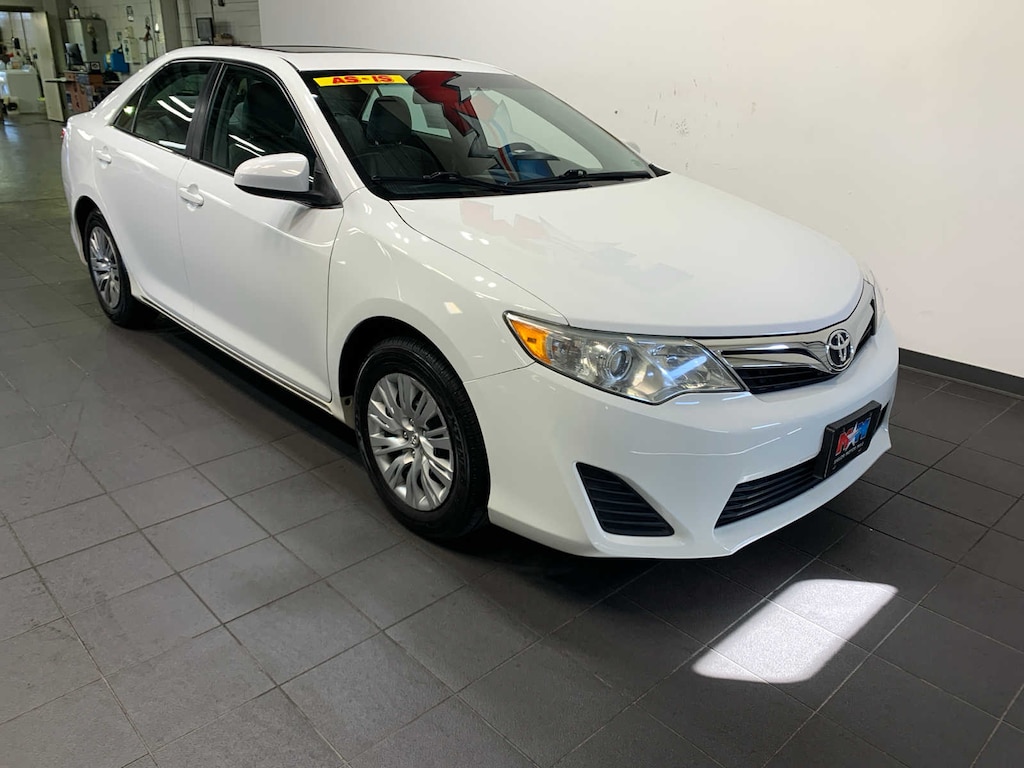 Used 2014 Toyota Camry LE Sedan