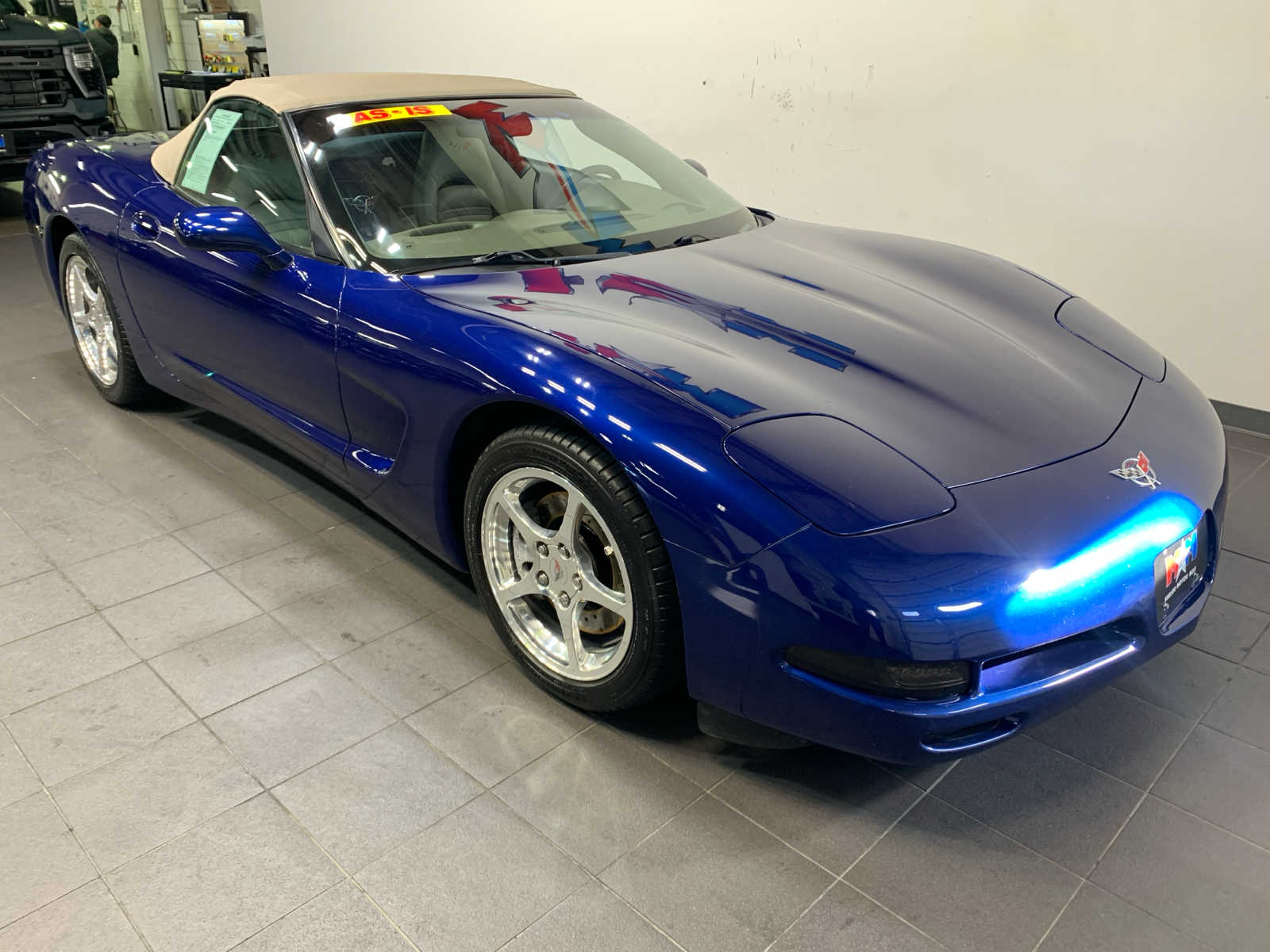 2004 Chevrolet Corvette Base Convertible photo 2