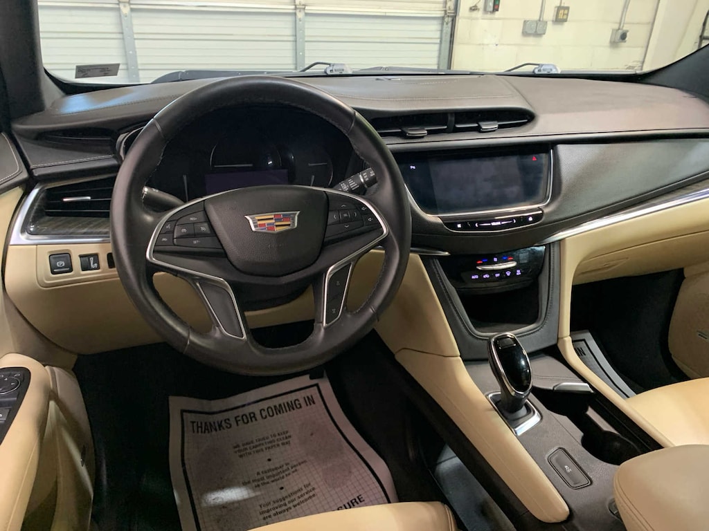 Used 2017 CADILLAC XT5 SUV
