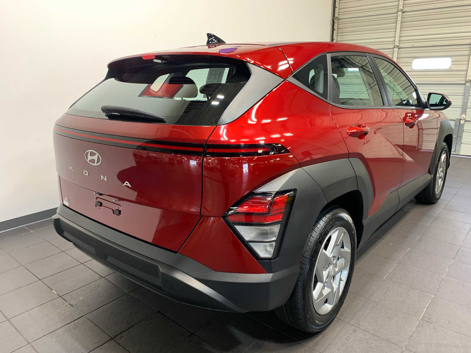 2024 Hyundai Kona SE photo 3