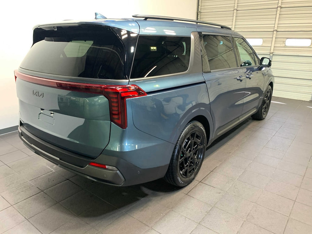 Used 2025 Kia Carnival SX Prestige Van Passenger Van