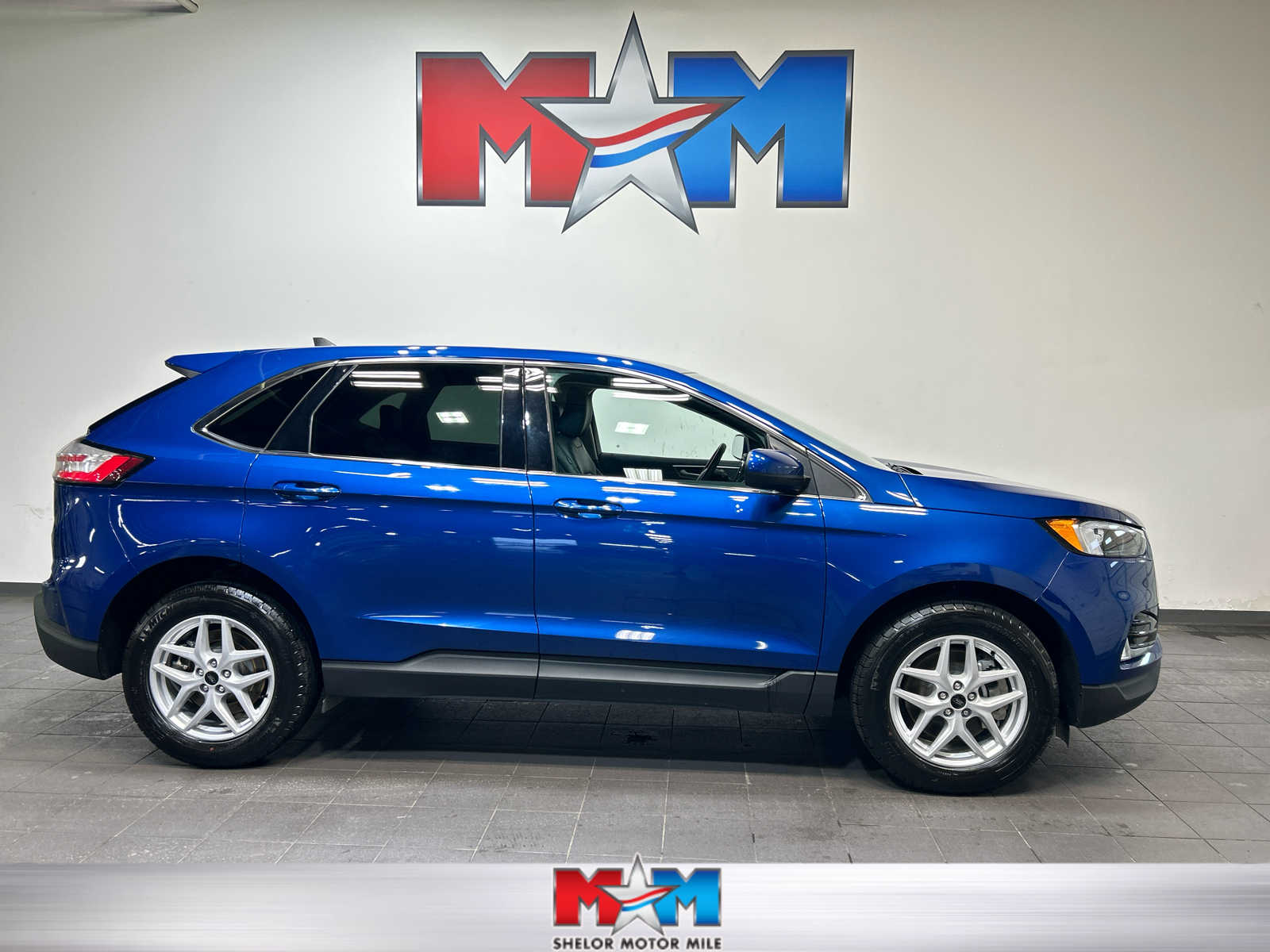 2024 Ford Edge SEL AWD's photo