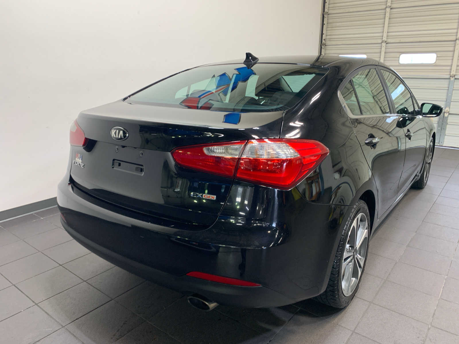 2016 Kia Forte EX photo 3