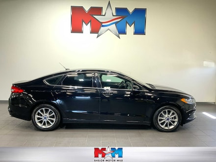 2017 Ford Fusion SE Sedan