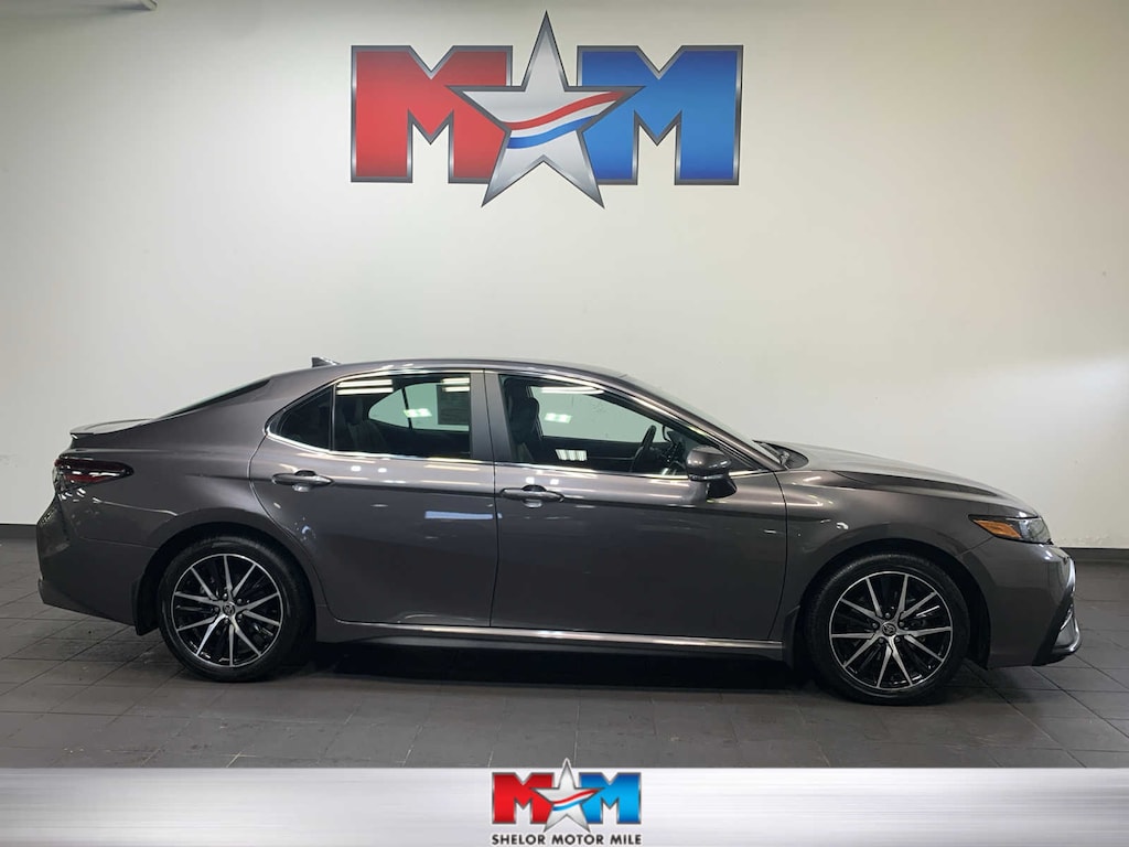 Used 2023 Toyota Camry Hybrid SE Sedan