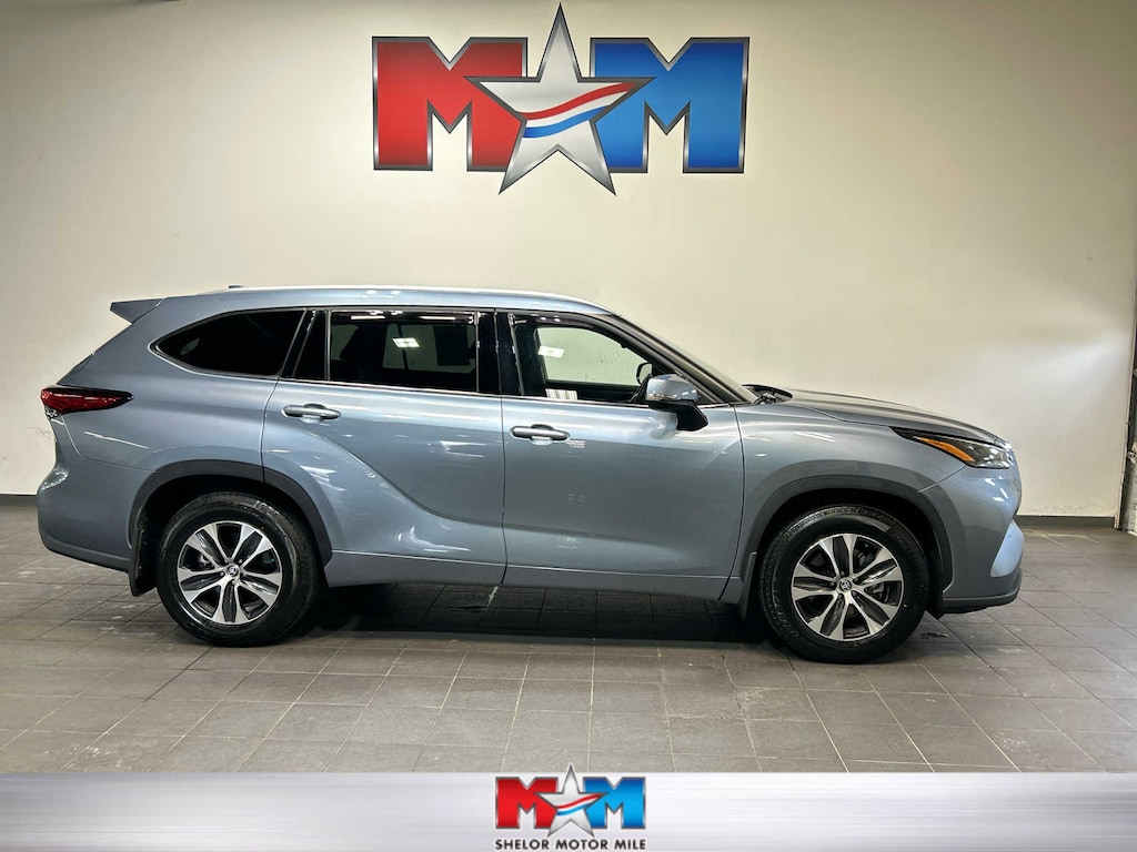 Used 2022 Toyota Highlander XLE SUV
