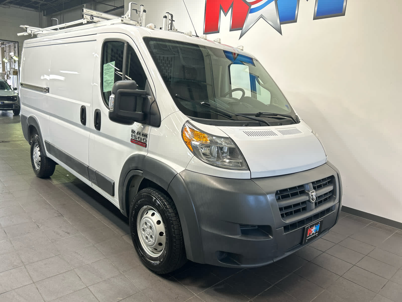 3C6TRVAG2JE153183