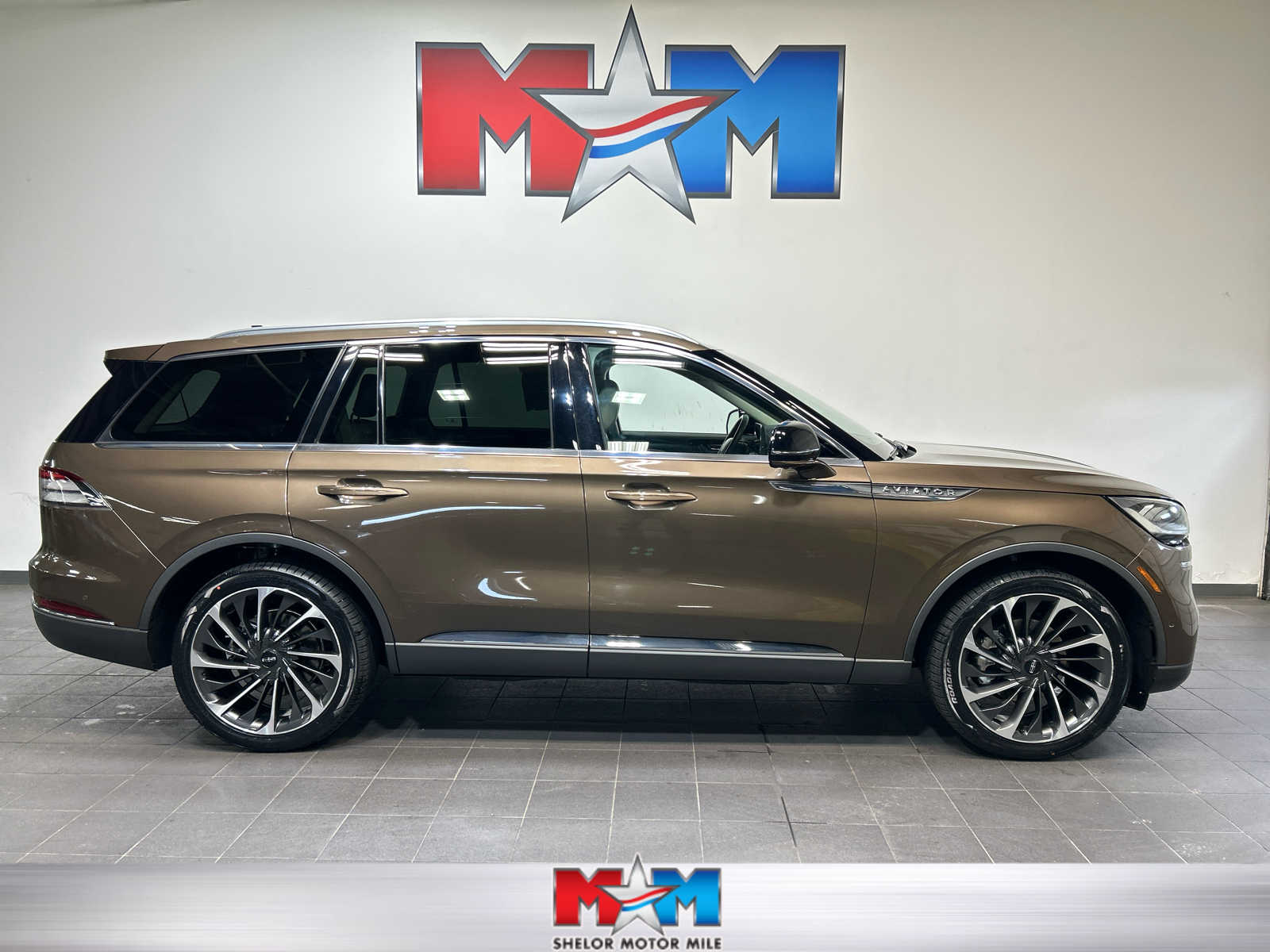 2022 Lincoln Aviator Reserve AWD's photo