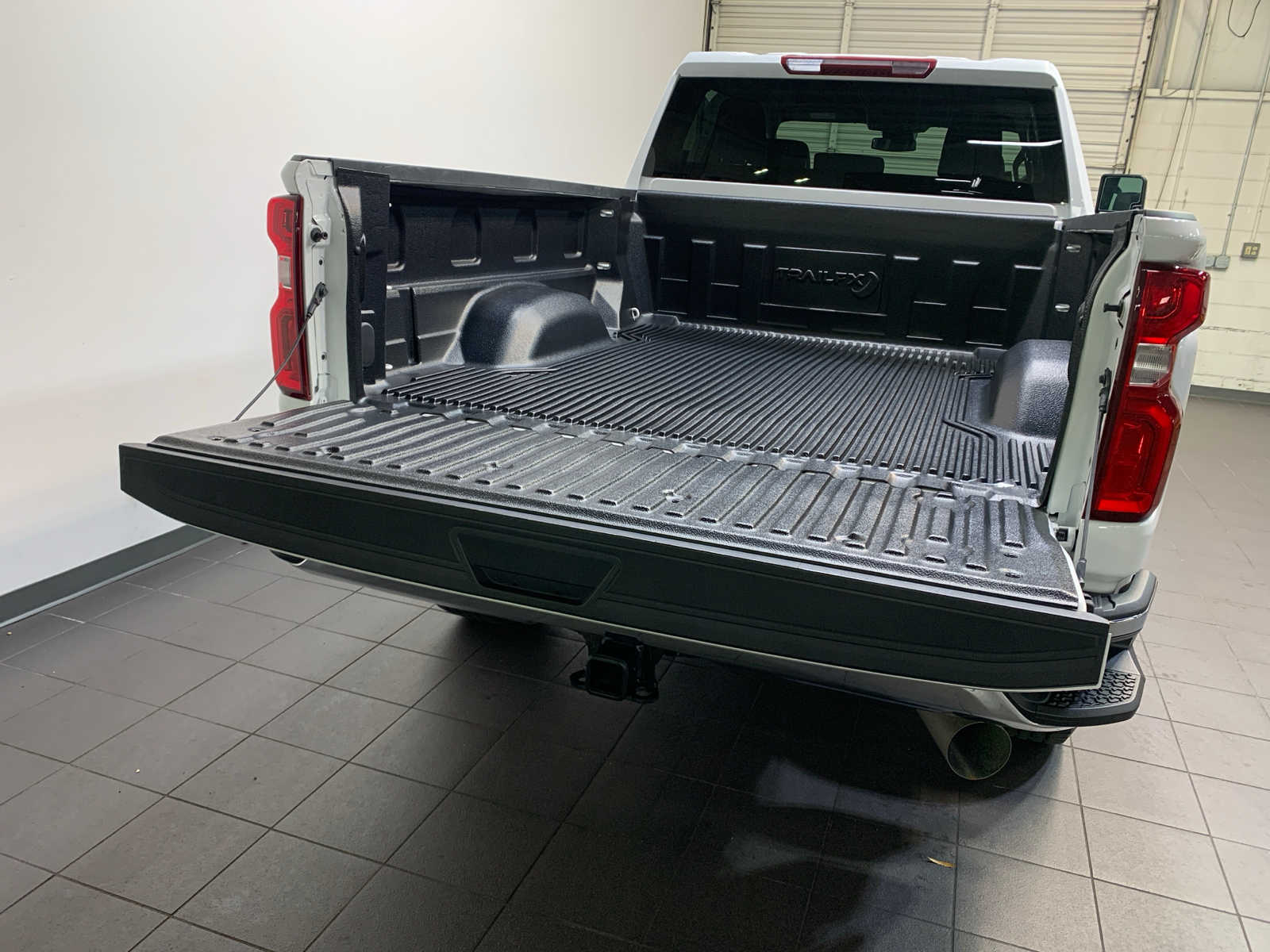 2024 Chevrolet Silverado 2500HD LTZ - Photo 10