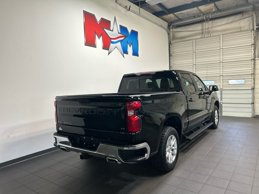 Used 2020 Chevrolet Silverado 1500 LT Truck Crew Cab