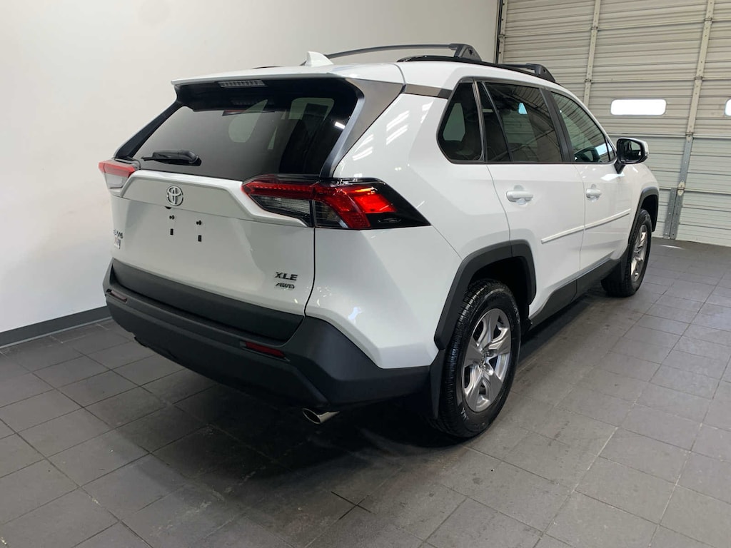 Used 2022 Toyota RAV4 XLE SUV