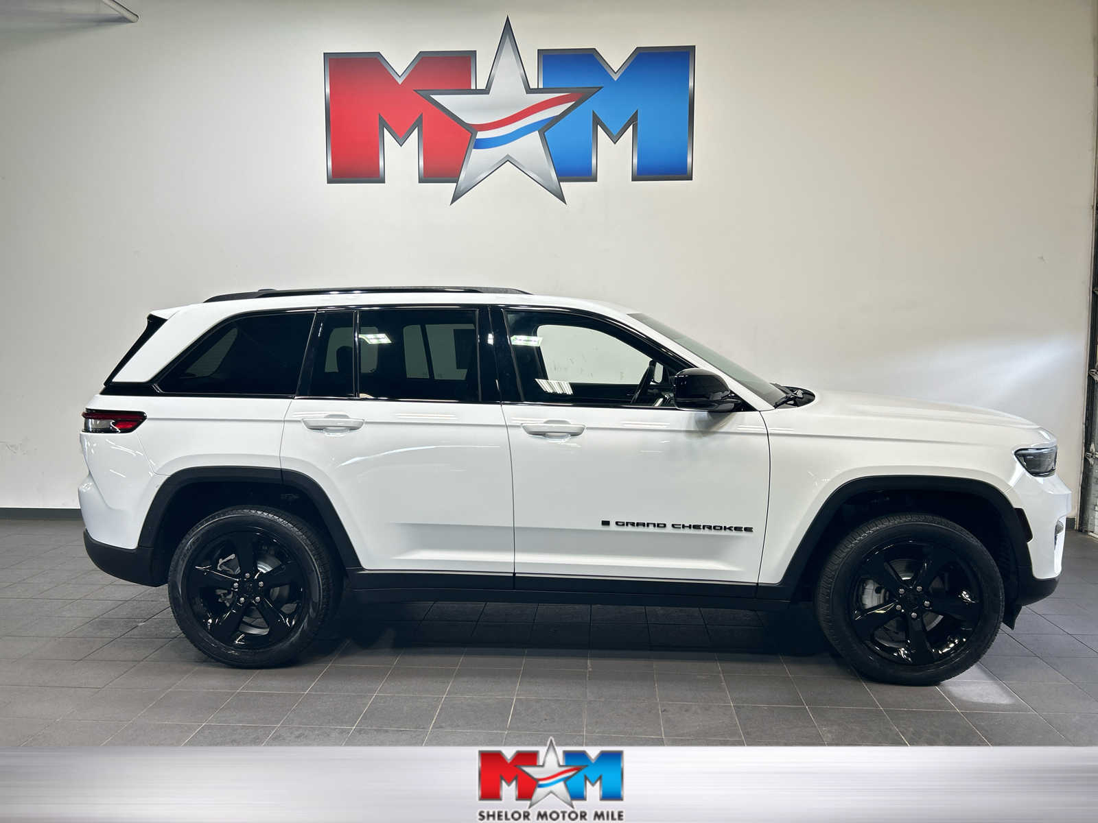 2023 Jeep Grand Cherokee Limited 4x4's photo
