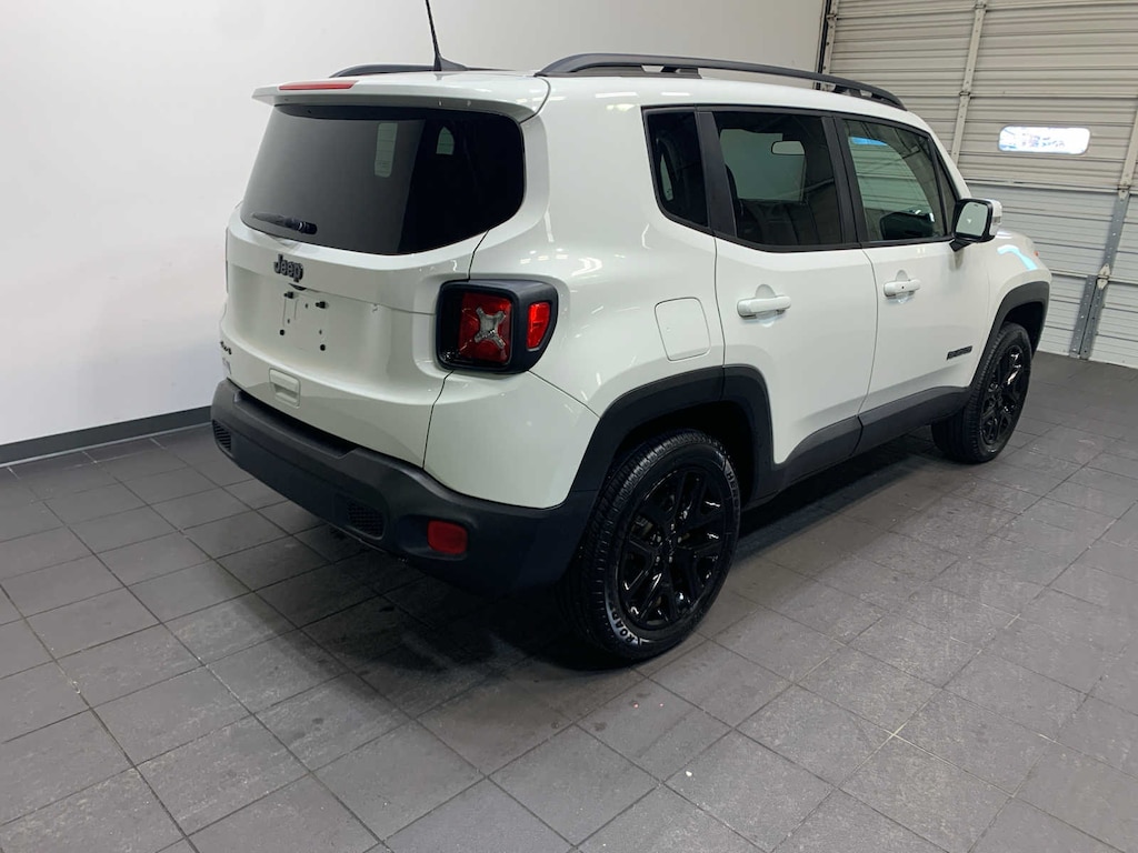 Used 2018 Jeep Renegade Latitude 4x4 SUV