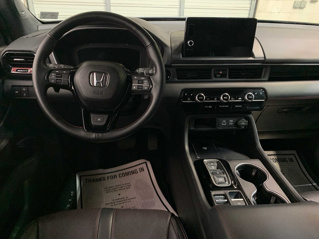 Used 2025 Honda Pilot Black Edition SUV