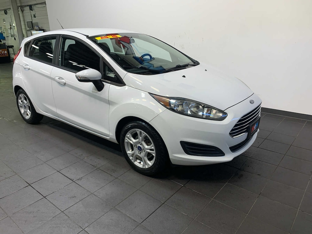 Used 2014 Ford Fiesta SE Hatchback