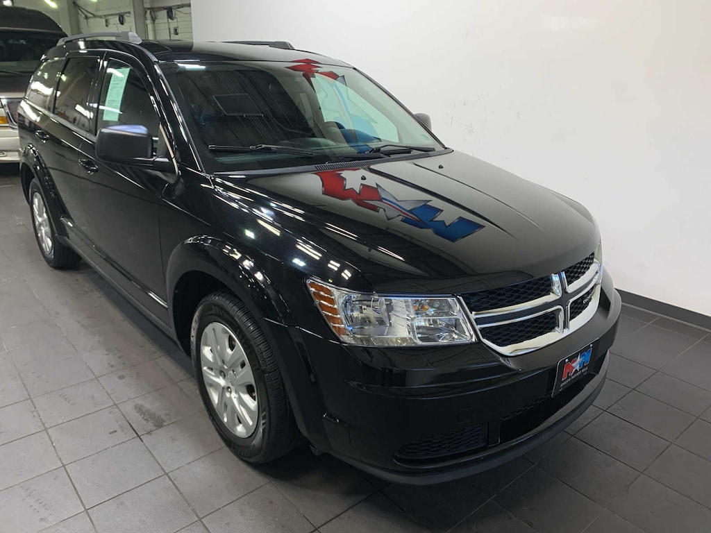 Used 2018 Dodge Journey SE SUV