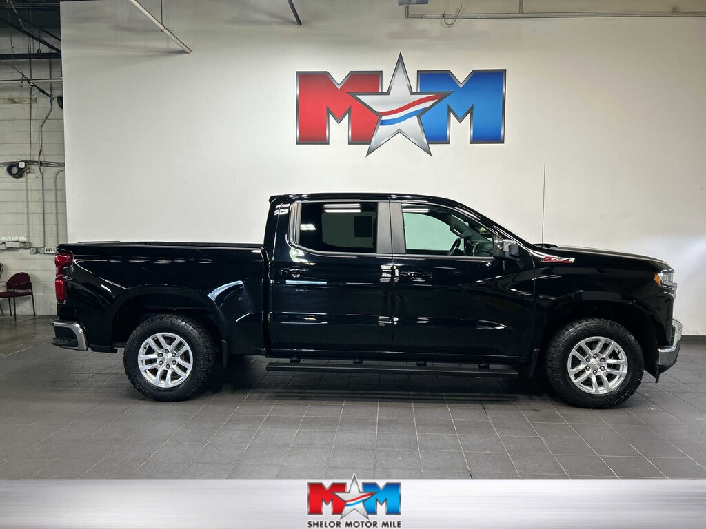 Used 2020 Chevrolet Silverado 1500 LT Truck Crew Cab