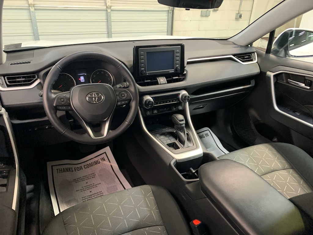Used 2022 Toyota RAV4 XLE SUV