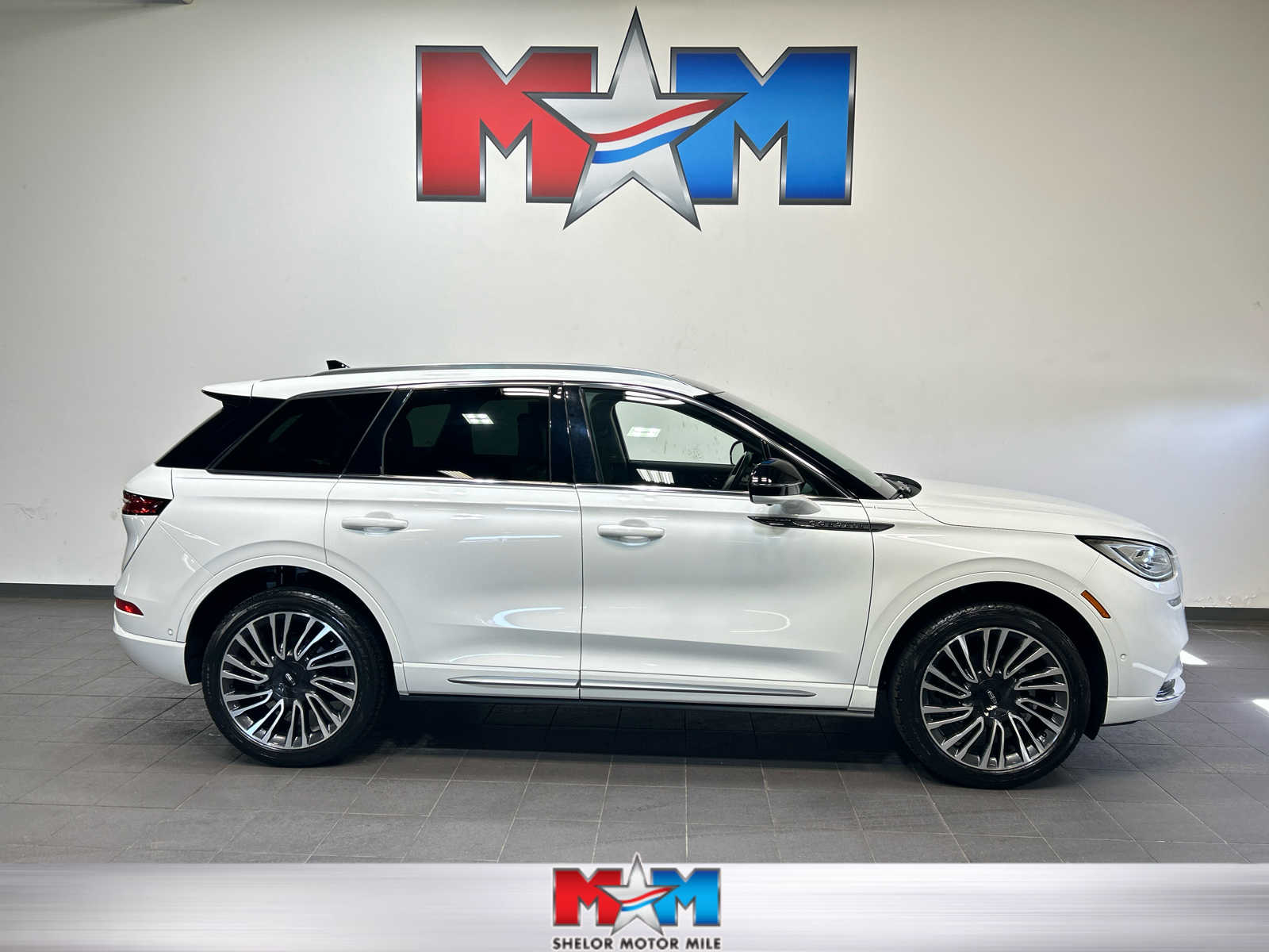 2020 Lincoln Corsair Reserve AWD's photo