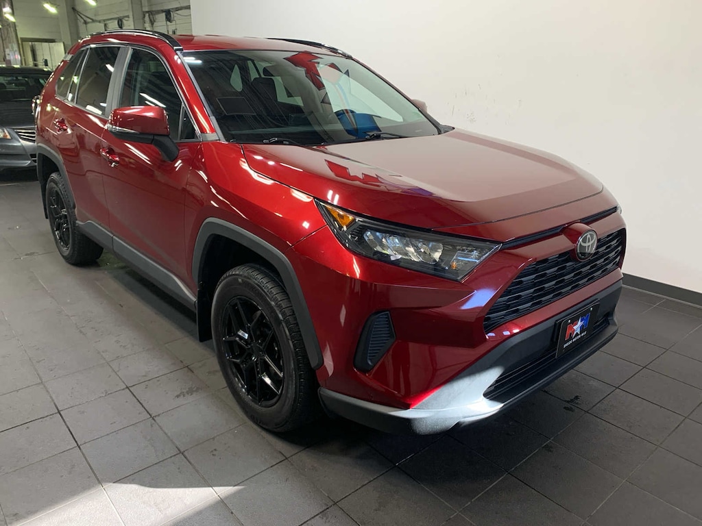 Used 2020 Toyota RAV4 LE SUV