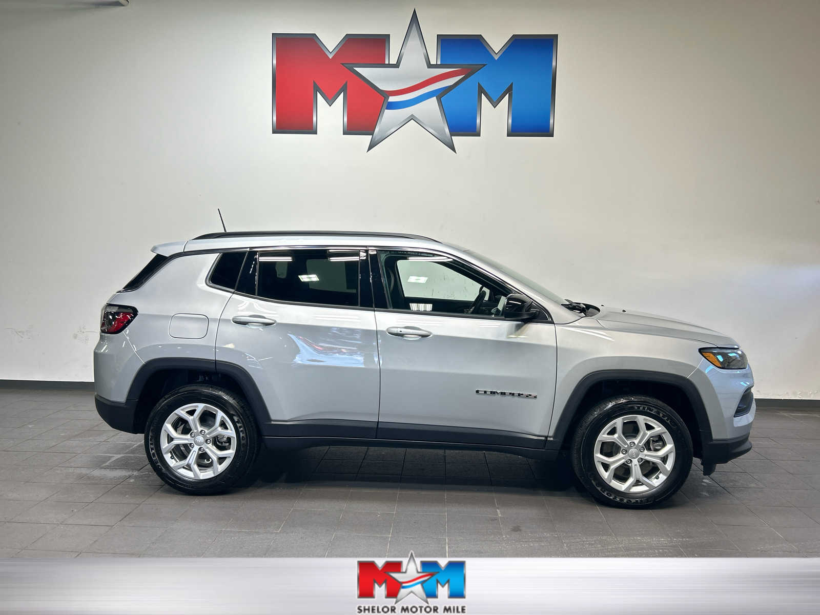 2024 Jeep Compass Latitude 4X4's photo