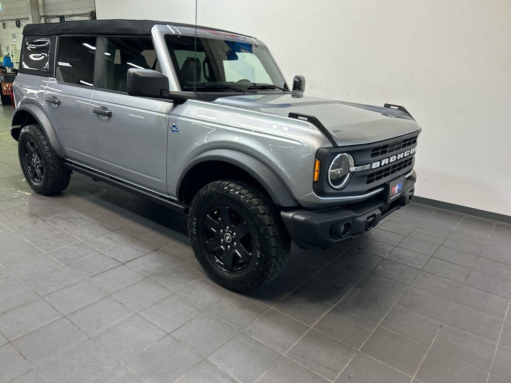 Used 2024 Ford Bronco Black Diamond SUV