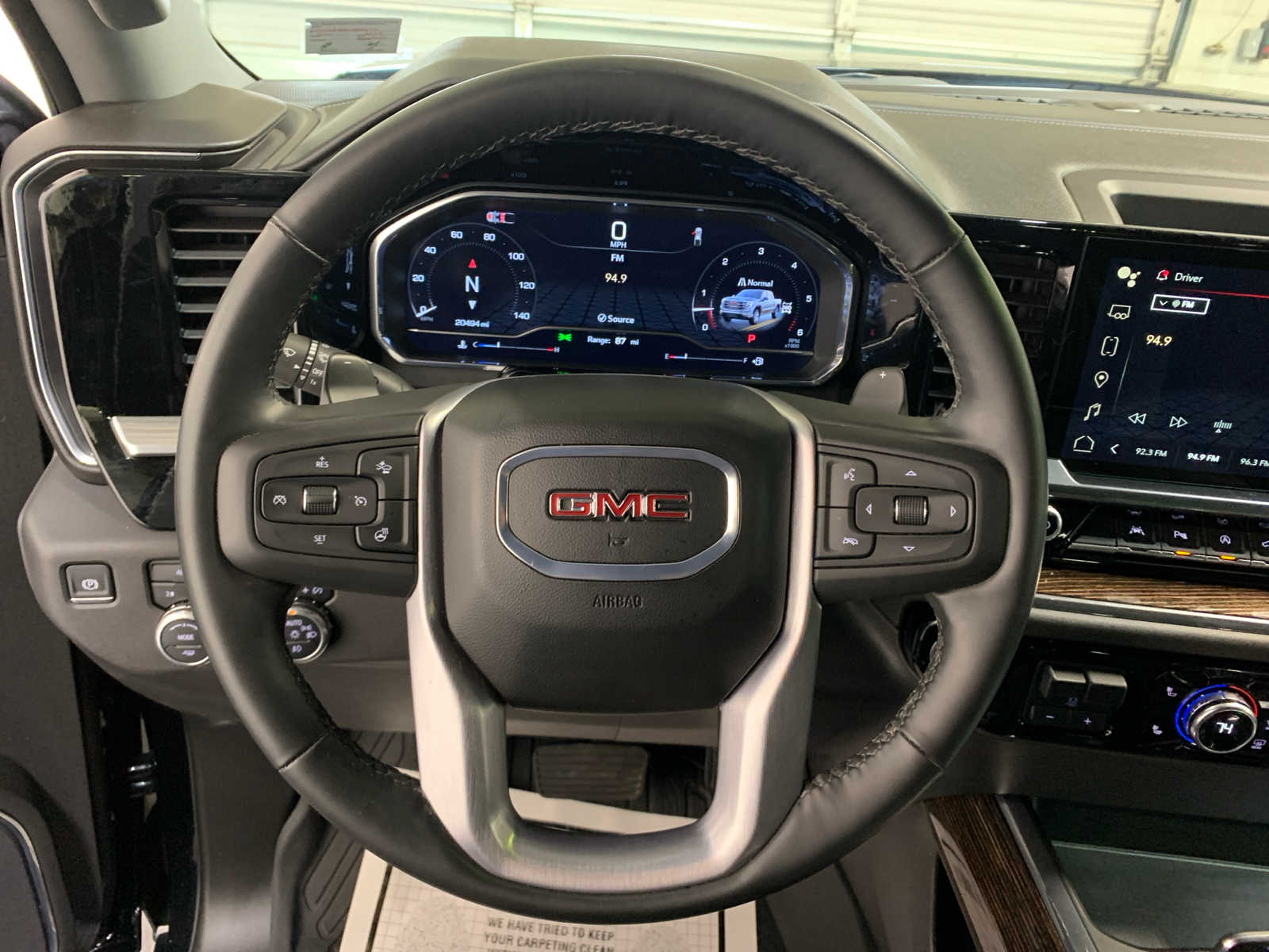 2024 GMC Sierra 1500 Elevation - Photo 8