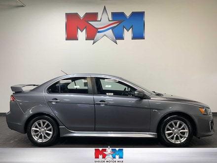 2016 Mitsubishi Lancer ES Sedan