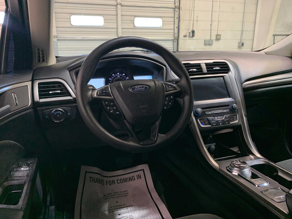 Used 2018 Ford Fusion SE Sedan